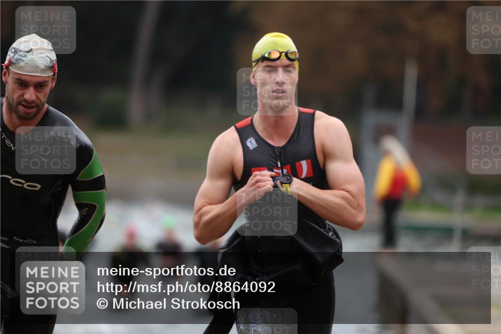 14.09.2025 - Stadtparktriathlon Michael Strokosch http://msf.ph/oto/8864092 14.09.2025 08:50:49 Schwimmen 314, 322, 331, 344, 365, 374, 377 meine-sportfotos.de