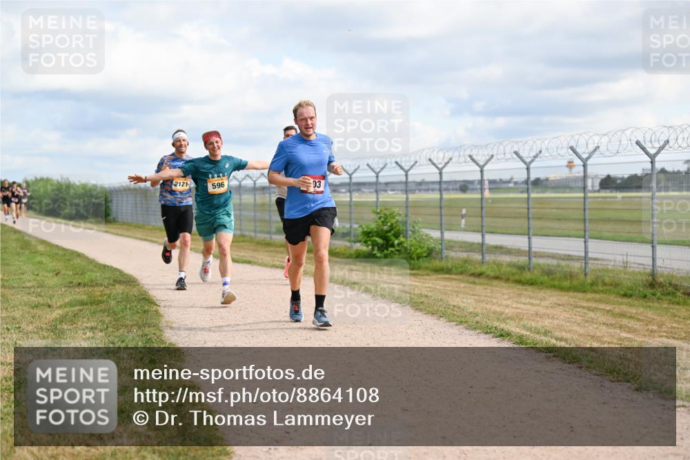 14.09.2025 - Airport Race Dr. Thomas Lammeyer http://msf.ph/oto/8864108 14.09.2025 12:04:04 Laufen 2020, 2121, 596, 03 meine-sportfotos.de