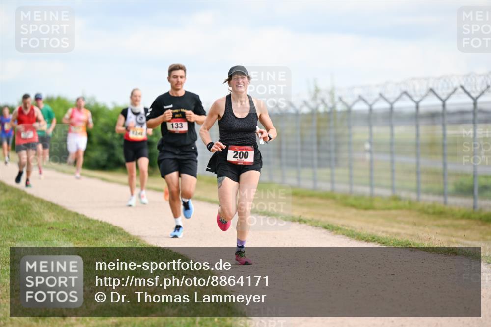 14.09.2025 - Airport Race Dr. Thomas Lammeyer http://msf.ph/oto/8864171 14.09.2025 12:04:13 Laufen 133, 200 meine-sportfotos.de