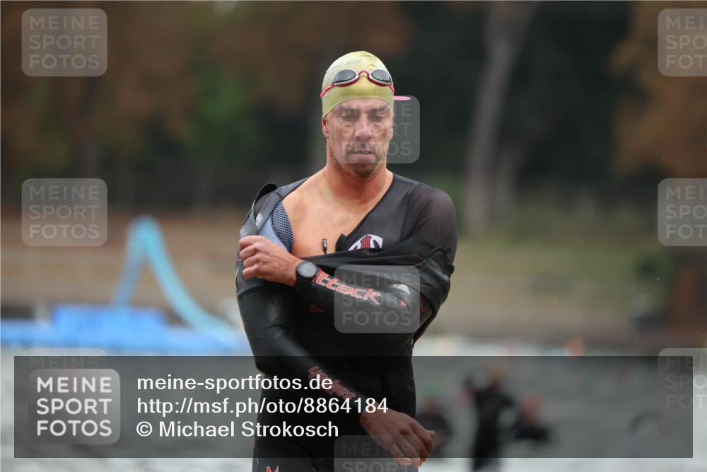 14.09.2025 - Stadtparktriathlon Michael Strokosch http://msf.ph/oto/8864184 14.09.2025 08:51:10 Schwimmen 339, 361, 376 meine-sportfotos.de