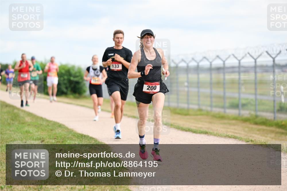 14.09.2025 - Airport Race Dr. Thomas Lammeyer http://msf.ph/oto/8864195 14.09.2025 12:04:14 Laufen 133, 200 meine-sportfotos.de