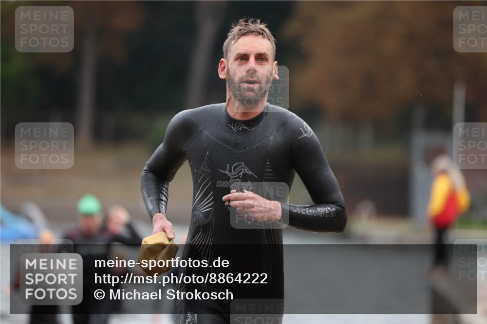 14.09.2025 - Stadtparktriathlon Michael Strokosch http://msf.ph/oto/8864222 14.09.2025 08:51:23 Schwimmen 301, 318, 339, 340, 350 meine-sportfotos.de