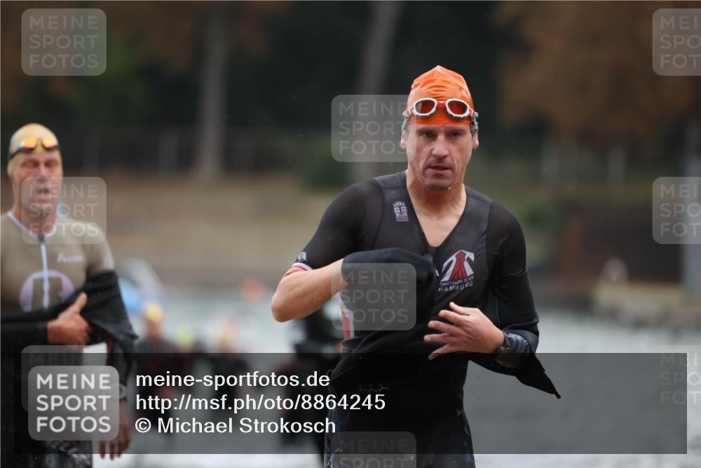 14.09.2025 - Stadtparktriathlon Michael Strokosch http://msf.ph/oto/8864245 14.09.2025 08:51:30 Schwimmen 301, 318, 324, 340, 347, 350, 354, 373 meine-sportfotos.de
