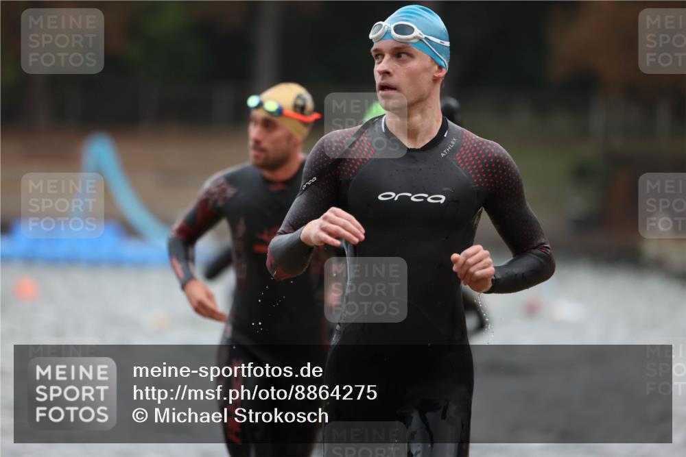 14.09.2025 - Stadtparktriathlon Michael Strokosch http://msf.ph/oto/8864275 14.09.2025 08:51:38 Schwimmen 318, 323, 324, 326, 345, 347, 354, 363, 370, 373, 375 meine-sportfotos.de
