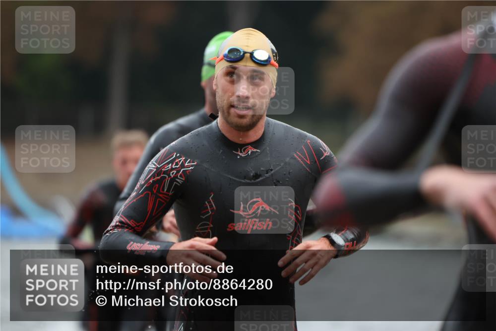 14.09.2025 - Stadtparktriathlon Michael Strokosch http://msf.ph/oto/8864280 14.09.2025 08:51:39 Schwimmen 323, 324, 326, 345, 347, 354, 363, 370, 373, 375 meine-sportfotos.de