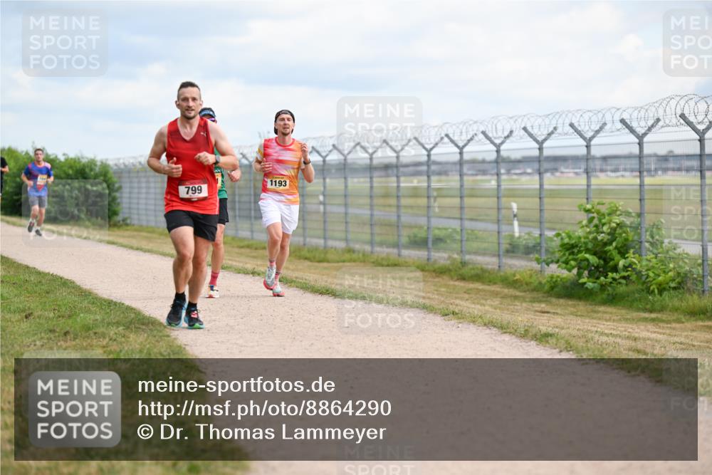 14.09.2025 - Airport Race Dr. Thomas Lammeyer http://msf.ph/oto/8864290 14.09.2025 12:04:21 Laufen 1193, 799 meine-sportfotos.de