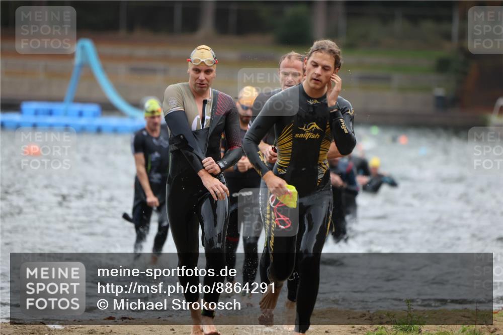 14.09.2025 - Stadtparktriathlon Michael Strokosch http://msf.ph/oto/8864291 14.09.2025 08:51:42 Schwimmen 323, 324, 326, 345, 347, 352, 363, 370, 371, 373, 375 meine-sportfotos.de
