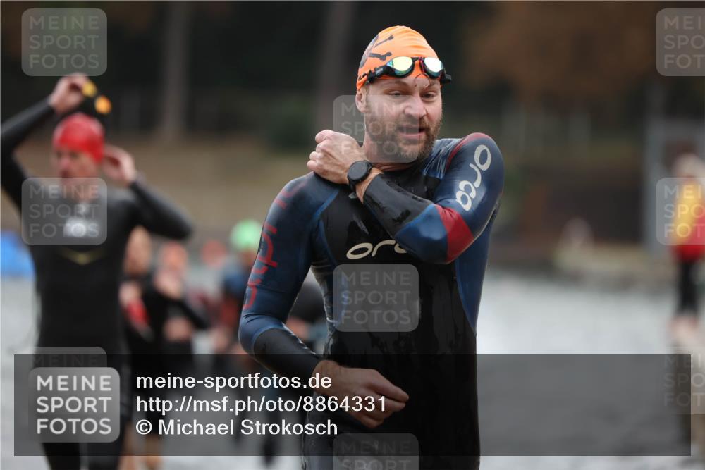 14.09.2025 - Stadtparktriathlon Michael Strokosch http://msf.ph/oto/8864331 14.09.2025 08:51:51 Schwimmen 304, 323, 326, 333, 342, 352, 358, 362, 363, 371 meine-sportfotos.de