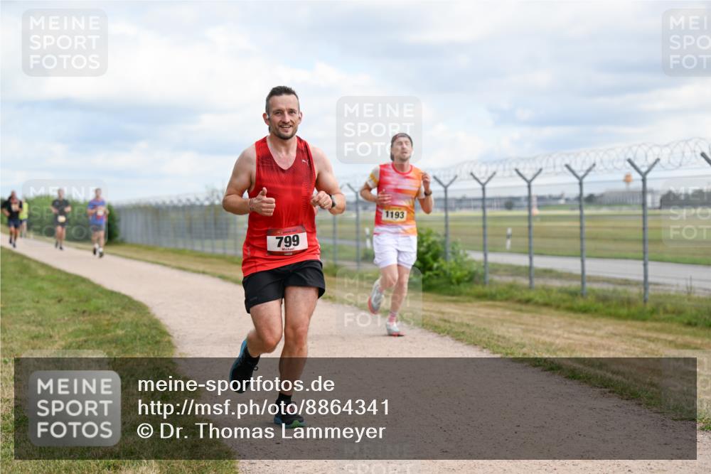 14.09.2025 - Airport Race Dr. Thomas Lammeyer http://msf.ph/oto/8864341 14.09.2025 12:04:24 Laufen 799, 1193 meine-sportfotos.de