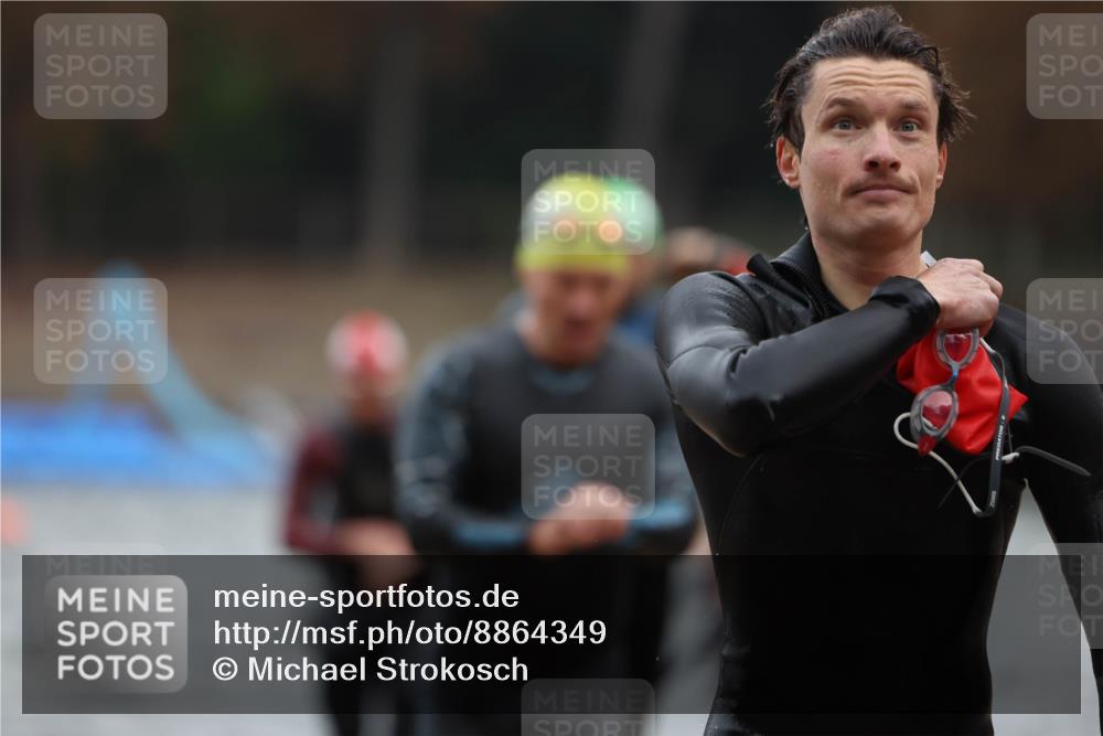 14.09.2025 - Stadtparktriathlon Michael Strokosch http://msf.ph/oto/8864349 14.09.2025 08:51:55 Schwimmen 304, 333, 337, 342, 352, 358, 362, 371, 451 meine-sportfotos.de