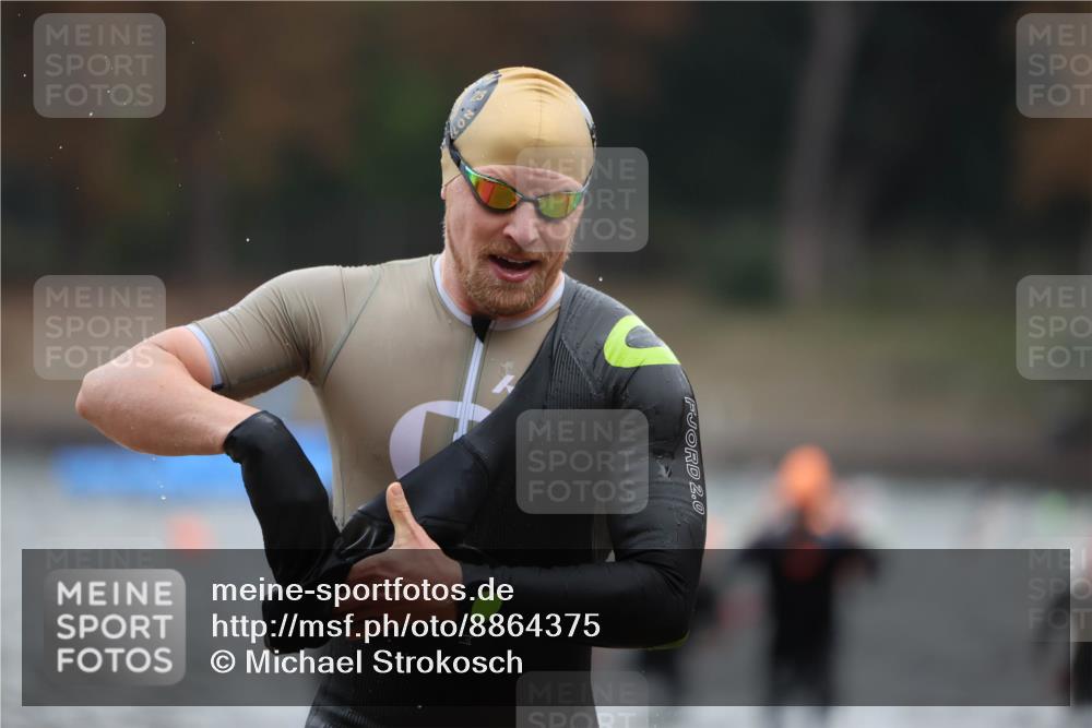14.09.2025 - Stadtparktriathlon Michael Strokosch http://msf.ph/oto/8864375 14.09.2025 08:52:01 Schwimmen 304, 328, 333, 337, 341, 342, 358, 366, 372, 451 meine-sportfotos.de