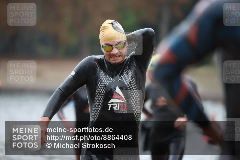 14.09.2025 - Stadtparktriathlon Michael Strokosch http://msf.ph/oto/8864408 14.09.2025 08:52:09 Schwimmen 316, 325, 327, 328, 332, 337, 341, 366, 372, 451 meine-sportfotos.de
