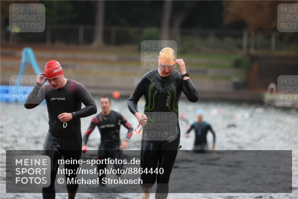 14.09.2025 - Stadtparktriathlon Michael Strokosch http://msf.ph/oto/8864440 14.09.2025 08:52:17 Schwimmen 316, 325, 327, 332, 349 meine-sportfotos.de