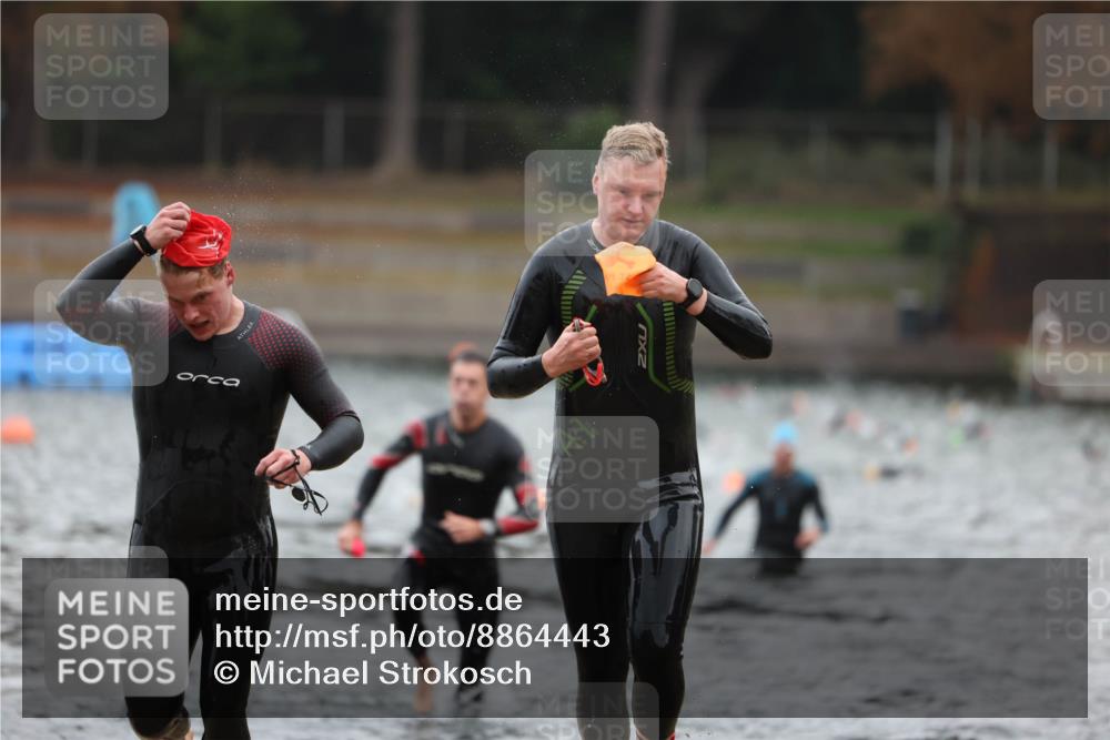14.09.2025 - Stadtparktriathlon Michael Strokosch http://msf.ph/oto/8864443 14.09.2025 08:52:18 Schwimmen 316, 325, 327, 332, 349 meine-sportfotos.de