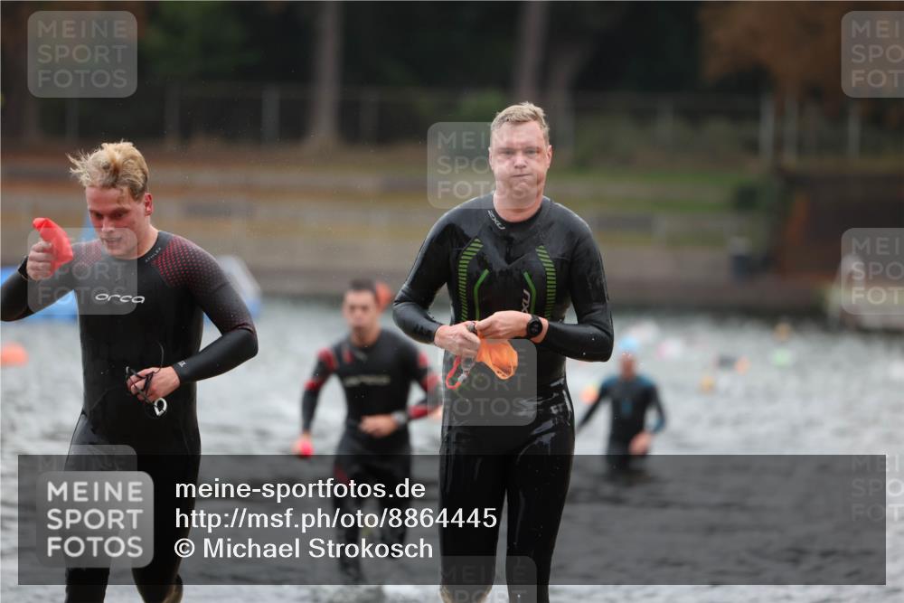 14.09.2025 - Stadtparktriathlon Michael Strokosch http://msf.ph/oto/8864445 14.09.2025 08:52:18 Schwimmen 316, 325, 327, 332, 349 meine-sportfotos.de