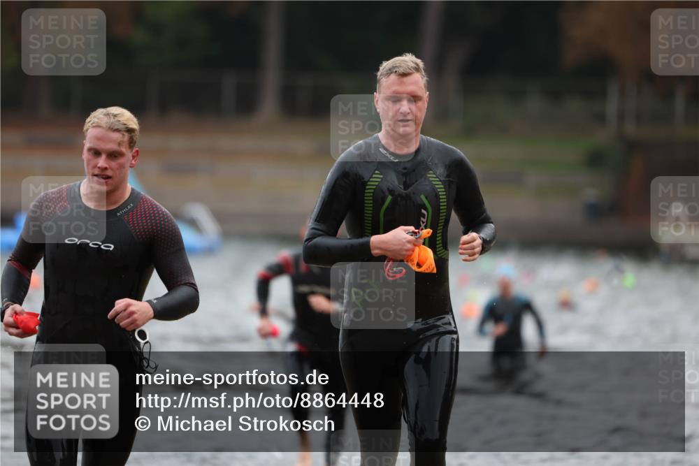 14.09.2025 - Stadtparktriathlon Michael Strokosch http://msf.ph/oto/8864448 14.09.2025 08:52:19 Schwimmen 316, 325, 327, 332, 349 meine-sportfotos.de