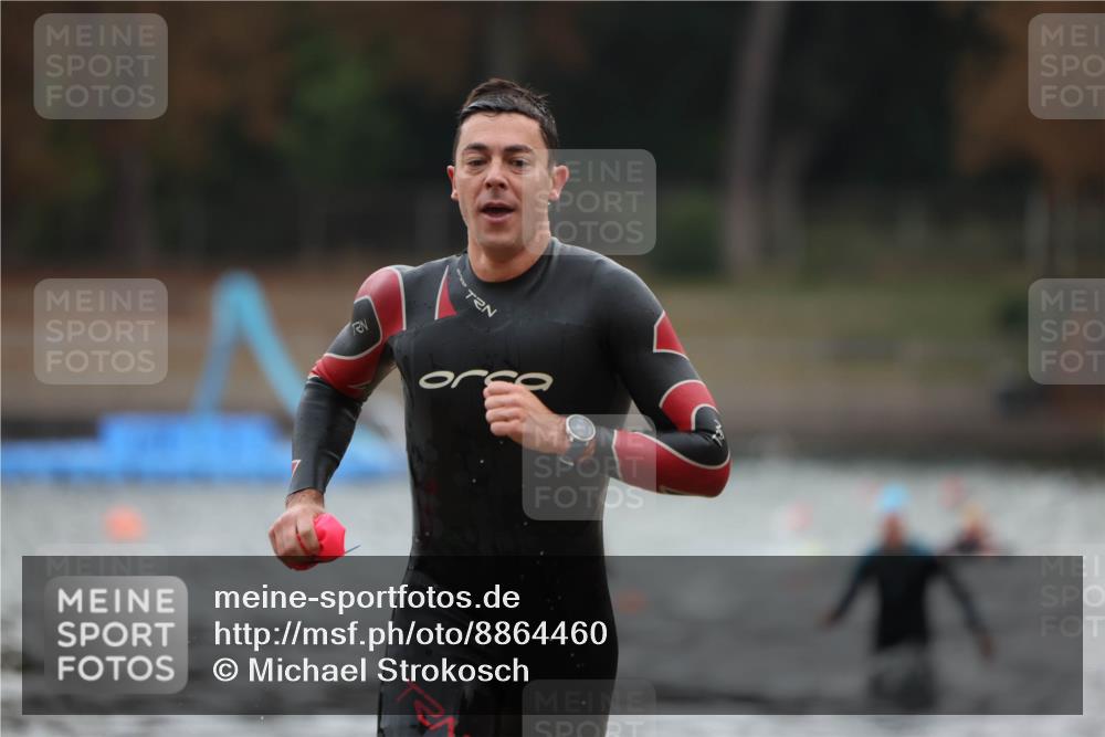 14.09.2025 - Stadtparktriathlon Michael Strokosch http://msf.ph/oto/8864460 14.09.2025 08:52:21 Schwimmen 316, 325, 332, 349 meine-sportfotos.de