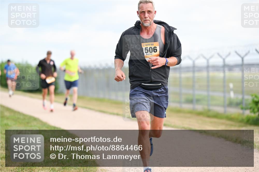 14.09.2025 - Airport Race Dr. Thomas Lammeyer http://msf.ph/oto/8864466 14.09.2025 12:04:35 Laufen 506 meine-sportfotos.de
