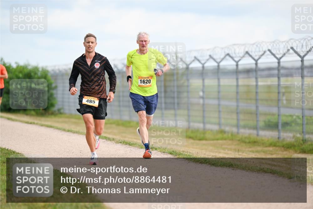 14.09.2025 - Airport Race Dr. Thomas Lammeyer http://msf.ph/oto/8864481 14.09.2025 12:04:37 Laufen 485, 1620 meine-sportfotos.de