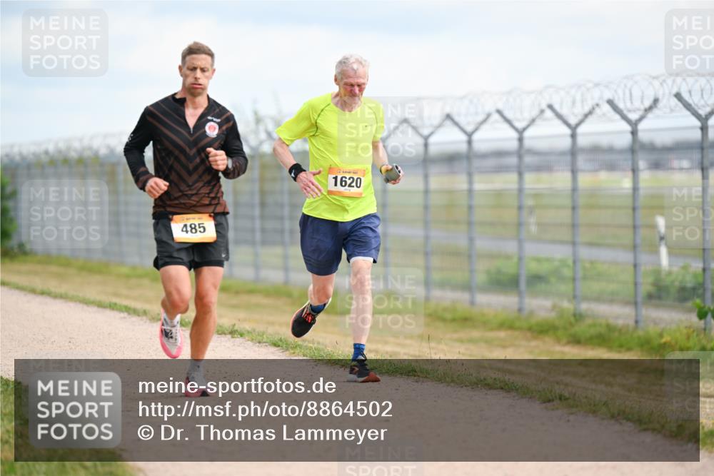 14.09.2025 - Airport Race Dr. Thomas Lammeyer http://msf.ph/oto/8864502 14.09.2025 12:04:38 Laufen 485, 1620 meine-sportfotos.de