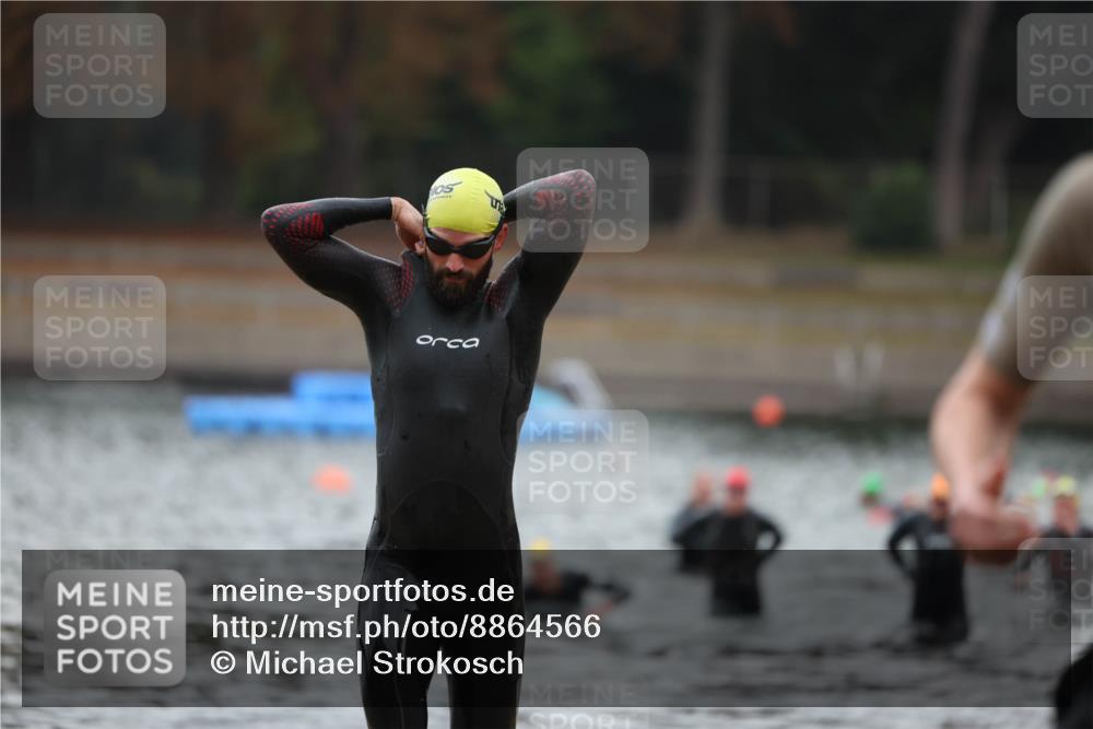 14.09.2025 - Stadtparktriathlon Michael Strokosch http://msf.ph/oto/8864566 14.09.2025 08:52:52 Schwimmen 313, 320, 348, 353, 369 meine-sportfotos.de