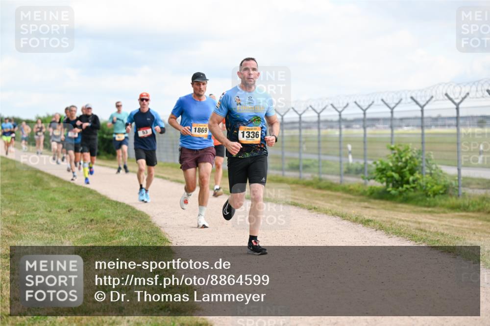 14.09.2025 - Airport Race Dr. Thomas Lammeyer http://msf.ph/oto/8864599 14.09.2025 12:04:44 Laufen 1869, 1336 meine-sportfotos.de