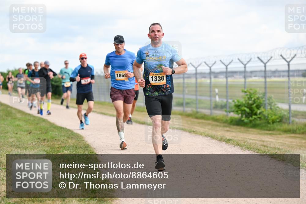 14.09.2025 - Airport Race Dr. Thomas Lammeyer http://msf.ph/oto/8864605 14.09.2025 12:04:44 Laufen 21, 1869, 1336 meine-sportfotos.de