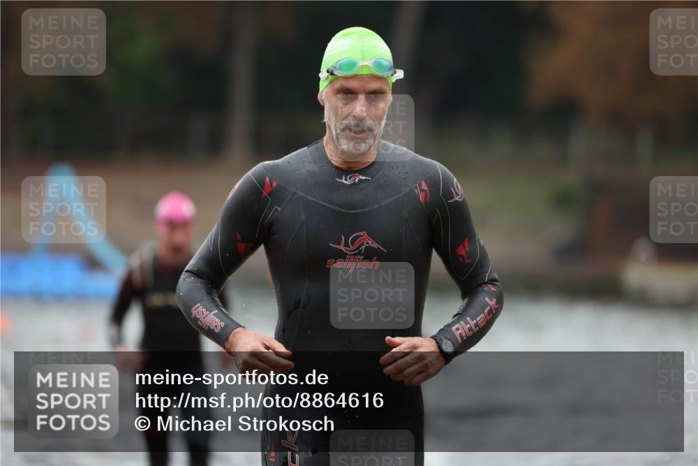 14.09.2025 - Stadtparktriathlon Michael Strokosch http://msf.ph/oto/8864616 14.09.2025 08:53:13 Schwimmen 303, 306, 317, 359, 367, 378 meine-sportfotos.de