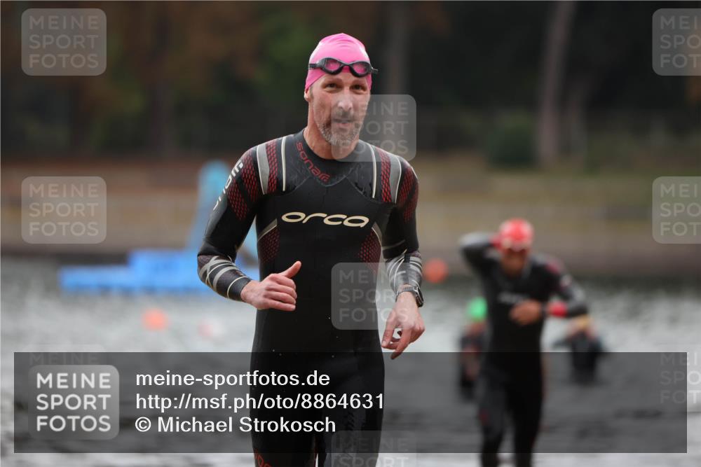 14.09.2025 - Stadtparktriathlon Michael Strokosch http://msf.ph/oto/8864631 14.09.2025 08:53:16 Schwimmen 317, 359, 378 meine-sportfotos.de