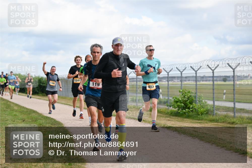 14.09.2025 - Airport Race Dr. Thomas Lammeyer http://msf.ph/oto/8864691 14.09.2025 12:04:50 Laufen 1300, 1245, 119, 653 meine-sportfotos.de