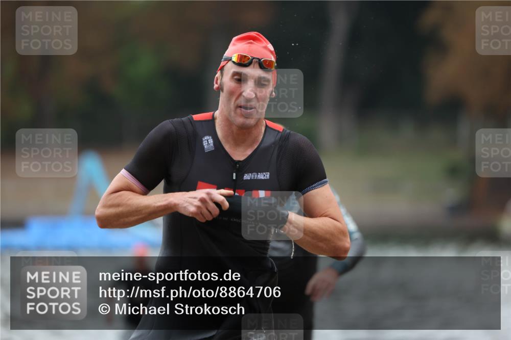 14.09.2025 - Stadtparktriathlon Michael Strokosch http://msf.ph/oto/8864706 14.09.2025 08:53:38 Schwimmen 312, 346, 480 meine-sportfotos.de