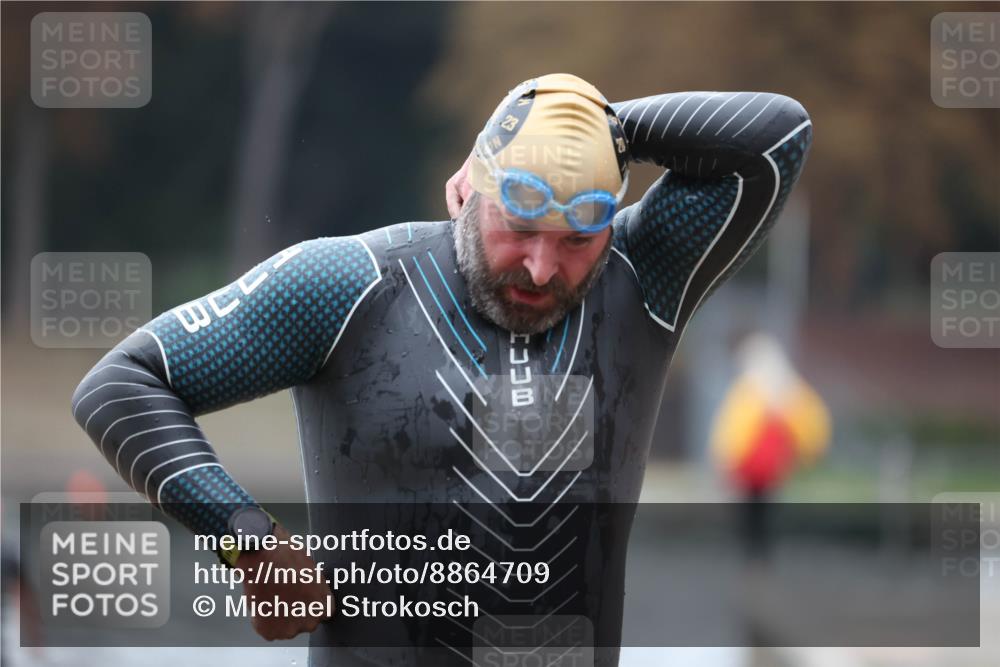 14.09.2025 - Stadtparktriathlon Michael Strokosch http://msf.ph/oto/8864709 14.09.2025 08:53:40 Schwimmen 312, 346, 480 meine-sportfotos.de