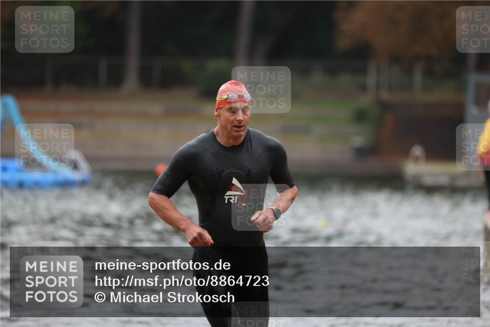 14.09.2025 - Stadtparktriathlon Michael Strokosch http://msf.ph/oto/8864723 14.09.2025 08:53:46 Schwimmen 312 meine-sportfotos.de