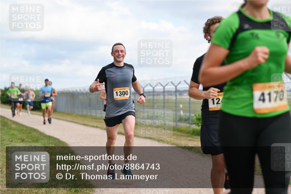 14.09.2025 - Airport Race Dr. Thomas Lammeyer http://msf.ph/oto/8864743 14.09.2025 12:04:54 Laufen 1300, 12, 4170 meine-sportfotos.de