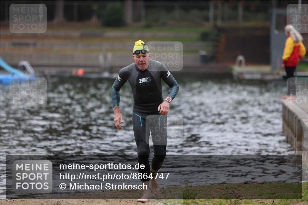14.09.2025 - Stadtparktriathlon Michael Strokosch http://msf.ph/oto/8864747 14.09.2025 08:54:24 Schwimmen 302 meine-sportfotos.de