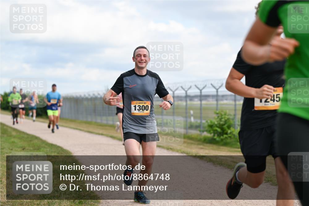 14.09.2025 - Airport Race Dr. Thomas Lammeyer http://msf.ph/oto/8864748 14.09.2025 12:04:54 Laufen 1300, 1245 meine-sportfotos.de