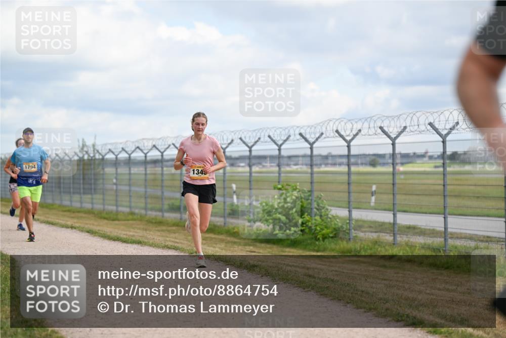 14.09.2025 - Airport Race Dr. Thomas Lammeyer http://msf.ph/oto/8864754 14.09.2025 12:04:56 Laufen 1794, 134 meine-sportfotos.de