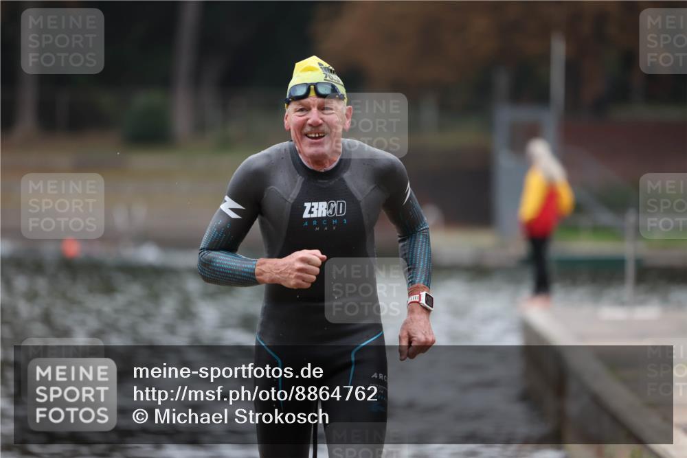 14.09.2025 - Stadtparktriathlon Michael Strokosch http://msf.ph/oto/8864762 14.09.2025 08:54:28 Schwimmen 302 meine-sportfotos.de