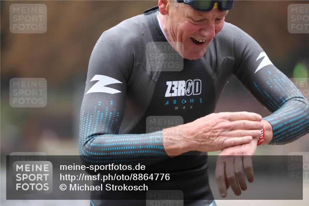 14.09.2025 - Stadtparktriathlon Michael Strokosch http://msf.ph/oto/8864776 14.09.2025 08:54:30 Schwimmen 302 meine-sportfotos.de