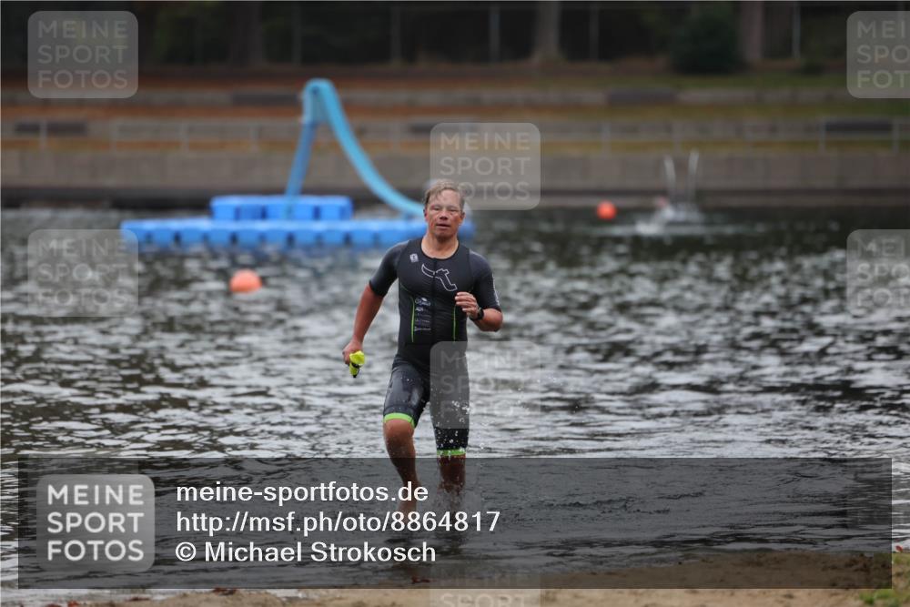 14.09.2025 - Stadtparktriathlon Michael Strokosch http://msf.ph/oto/8864817 14.09.2025 08:58:23 Schwimmen 311 meine-sportfotos.de