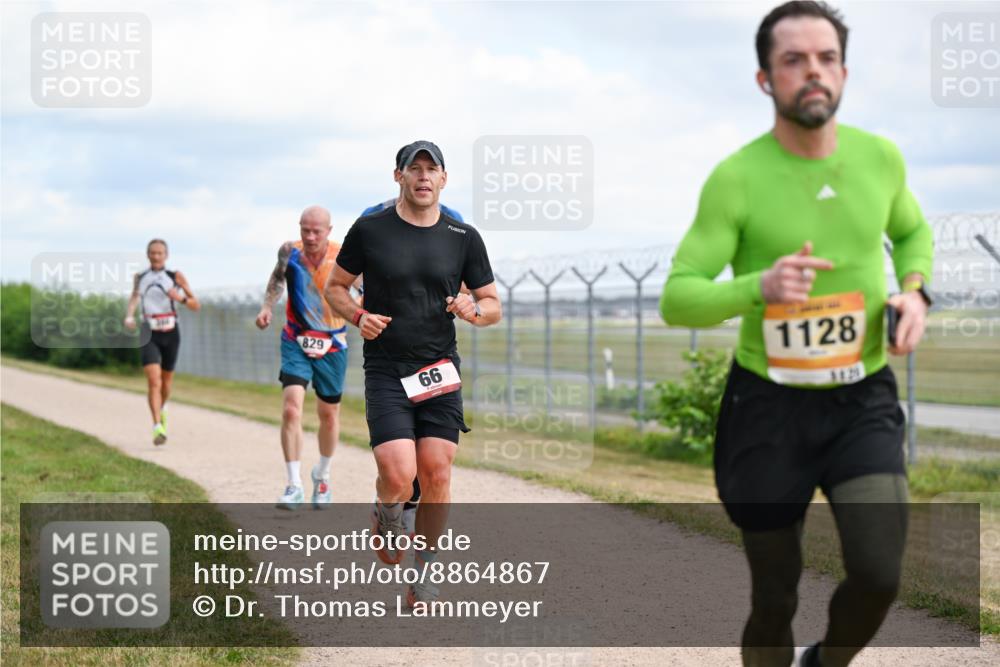 14.09.2025 - Airport Race Dr. Thomas Lammeyer http://msf.ph/oto/8864867 14.09.2025 12:05:03 Laufen 829, 66, 1128, 1120 meine-sportfotos.de