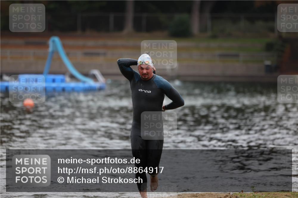 14.09.2025 - Stadtparktriathlon Michael Strokosch http://msf.ph/oto/8864917 14.09.2025 08:59:42 Schwimmen 414 meine-sportfotos.de