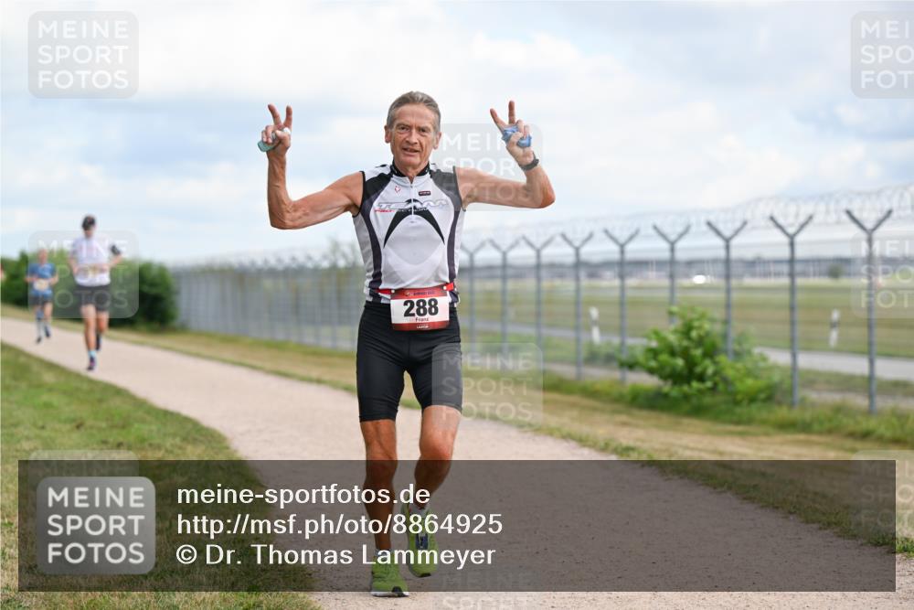 14.09.2025 - Airport Race Dr. Thomas Lammeyer http://msf.ph/oto/8864925 14.09.2025 12:05:07 Laufen 288 meine-sportfotos.de