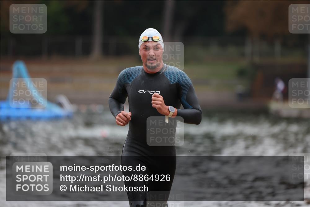 14.09.2025 - Stadtparktriathlon Michael Strokosch http://msf.ph/oto/8864926 14.09.2025 08:59:44 Schwimmen 414 meine-sportfotos.de