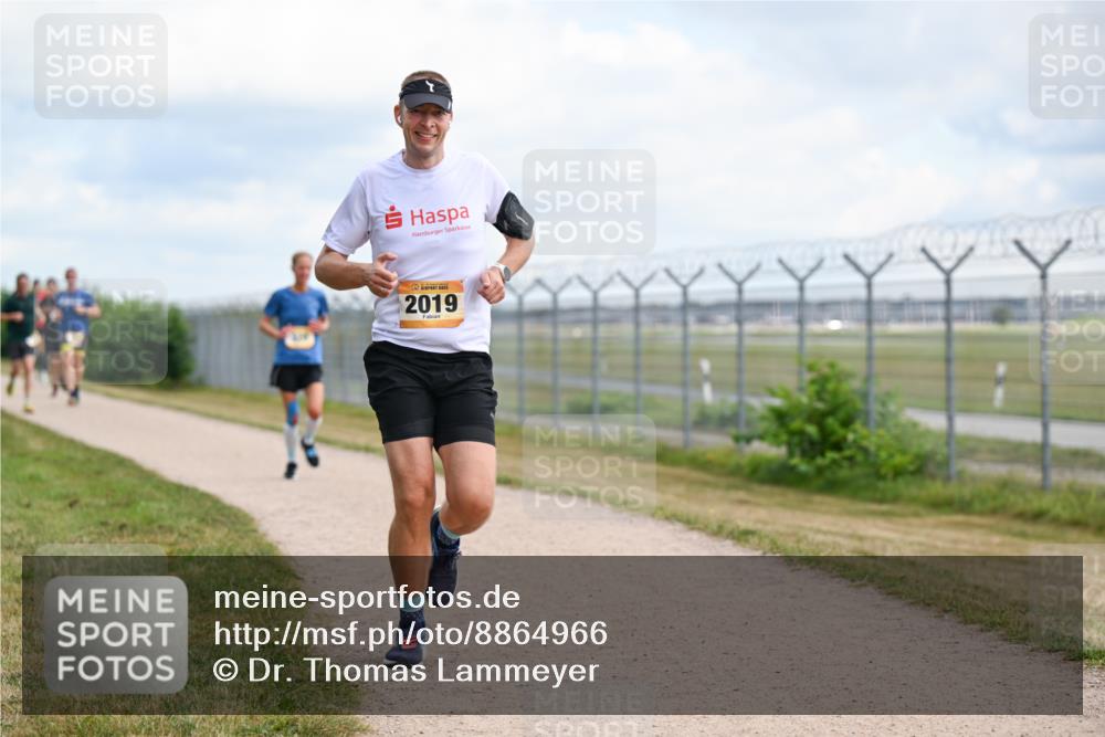 14.09.2025 - Airport Race Dr. Thomas Lammeyer http://msf.ph/oto/8864966 14.09.2025 12:05:13 Laufen 2019 meine-sportfotos.de