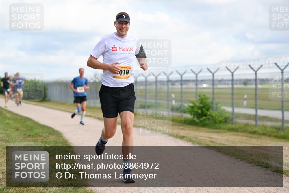 14.09.2025 - Airport Race Dr. Thomas Lammeyer http://msf.ph/oto/8864972 14.09.2025 12:05:14 Laufen 019 meine-sportfotos.de