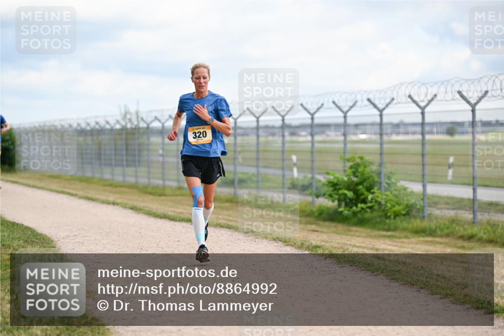 14.09.2025 - Airport Race Dr. Thomas Lammeyer http://msf.ph/oto/8864992 14.09.2025 12:05:16 Laufen 320 meine-sportfotos.de