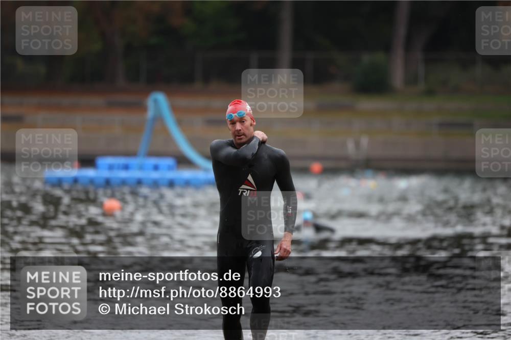 14.09.2025 - Stadtparktriathlon Michael Strokosch http://msf.ph/oto/8864993 14.09.2025 09:00:20 Schwimmen 416 meine-sportfotos.de