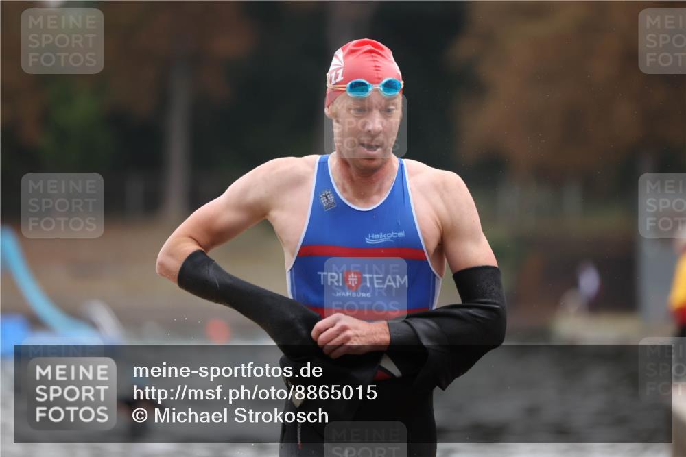 14.09.2025 - Stadtparktriathlon Michael Strokosch http://msf.ph/oto/8865015 14.09.2025 09:00:24 Schwimmen 416 meine-sportfotos.de