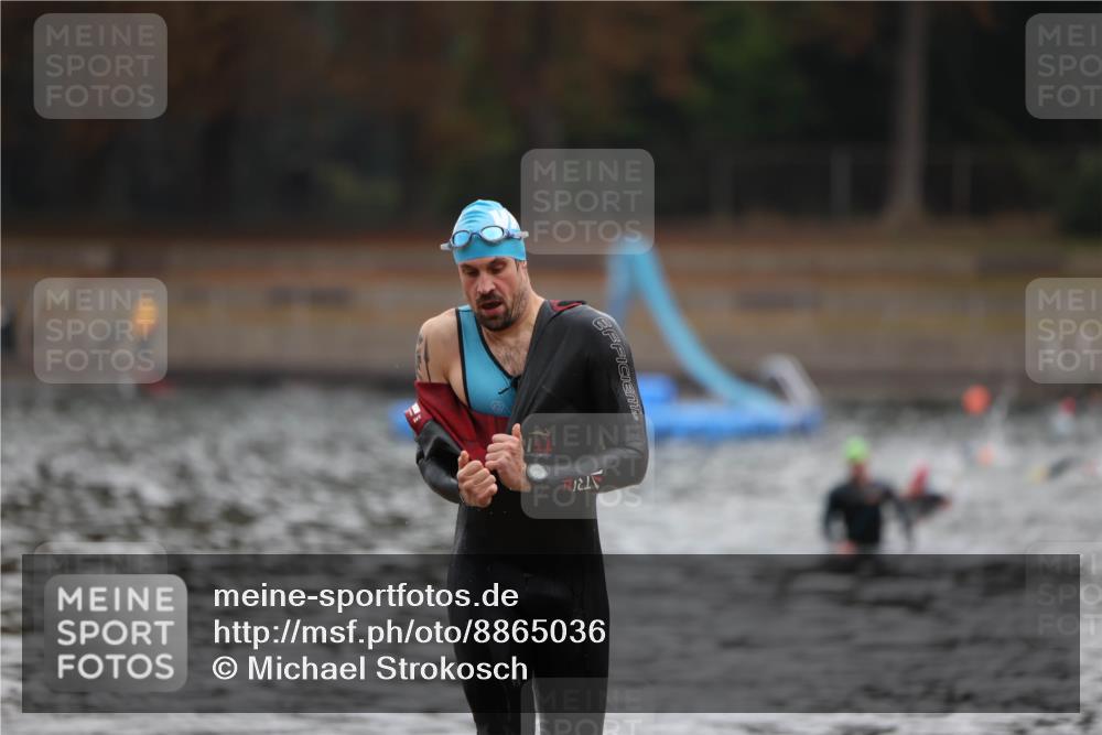 14.09.2025 - Stadtparktriathlon Michael Strokosch http://msf.ph/oto/8865036 14.09.2025 09:00:40 Schwimmen 435 meine-sportfotos.de